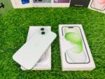 Apple iPhone 15 (128 GB) - Green - Open Box - Image 7