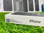 Apple iPhone 16 Plus 128 GB: 5G Mobile Phone with Camera Control, A18 Chip Works with AirPods; Black - Sealed Pack - Image 10